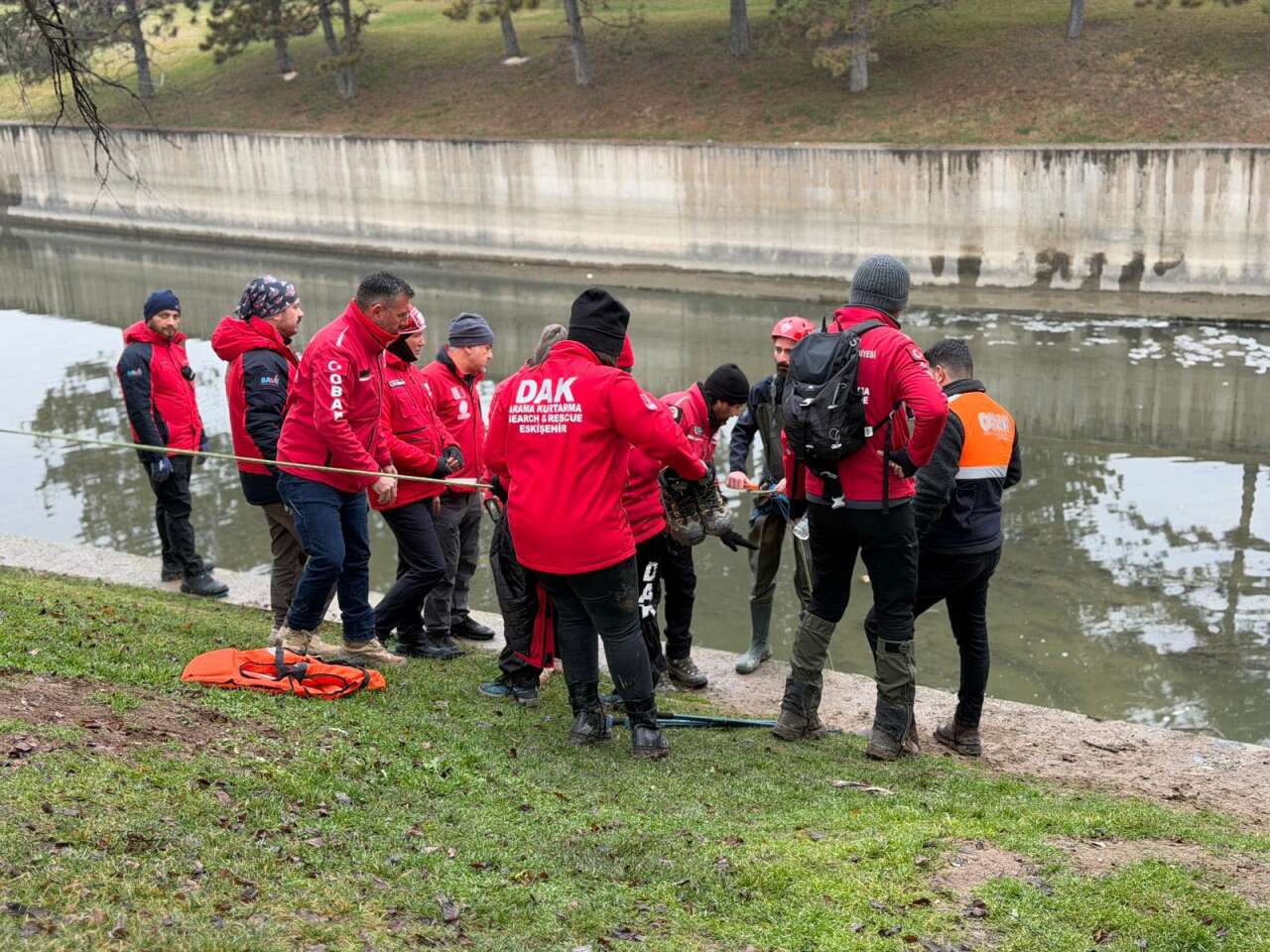 Ekipler 6 gündür Türkçe öğretmeni Tuncay Arslan’ı arıyor 1